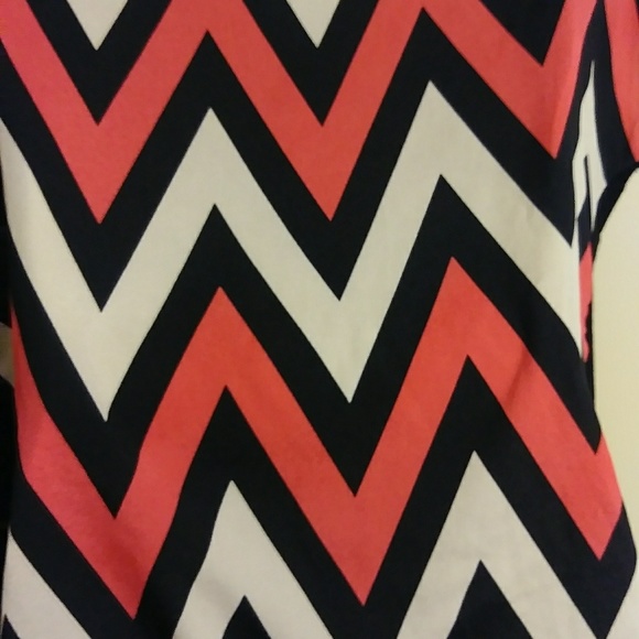 Top - Picture 3 of 5